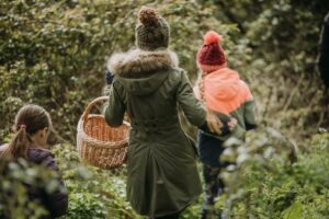 A FORAGING DAY WITH GOURMET GATHERINGS